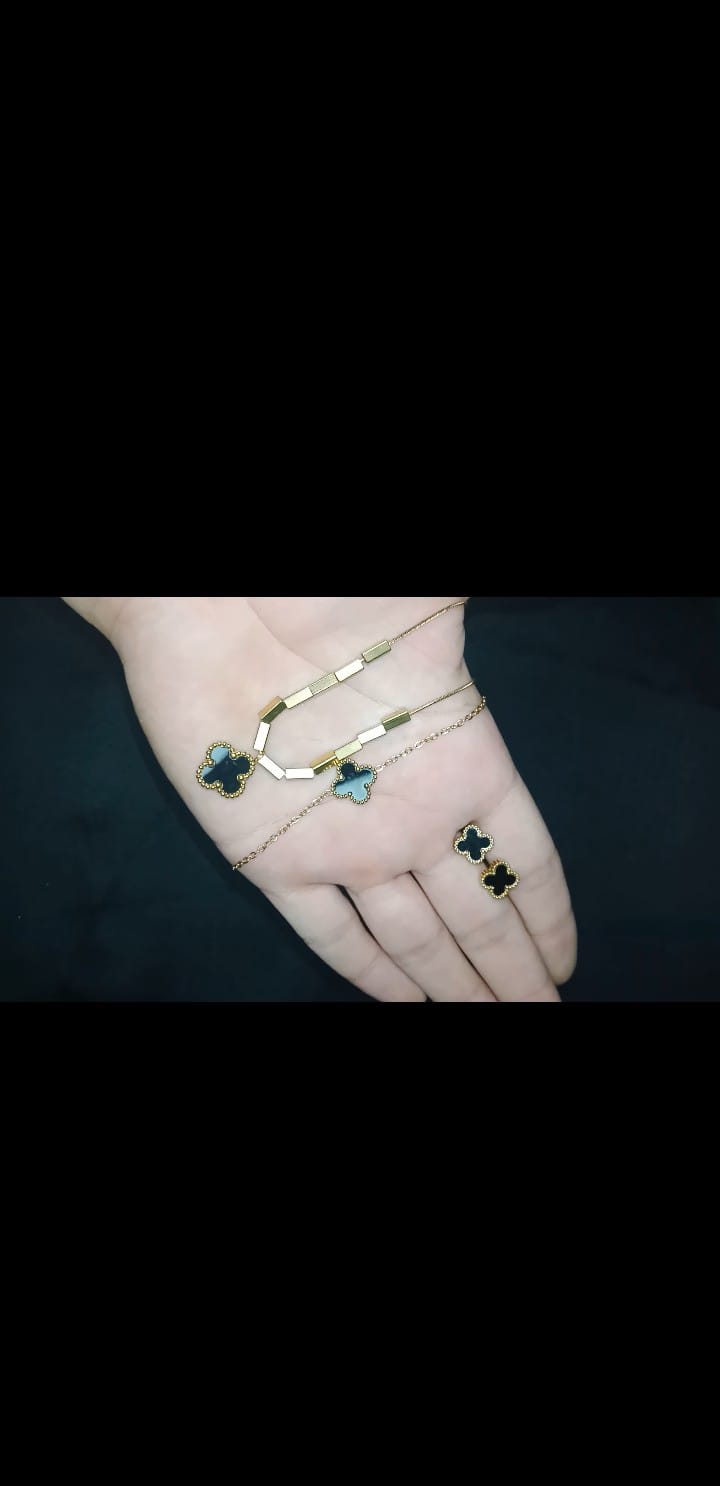 Trendy Black Bracelet set for Ladies. Black Bracelet for women.